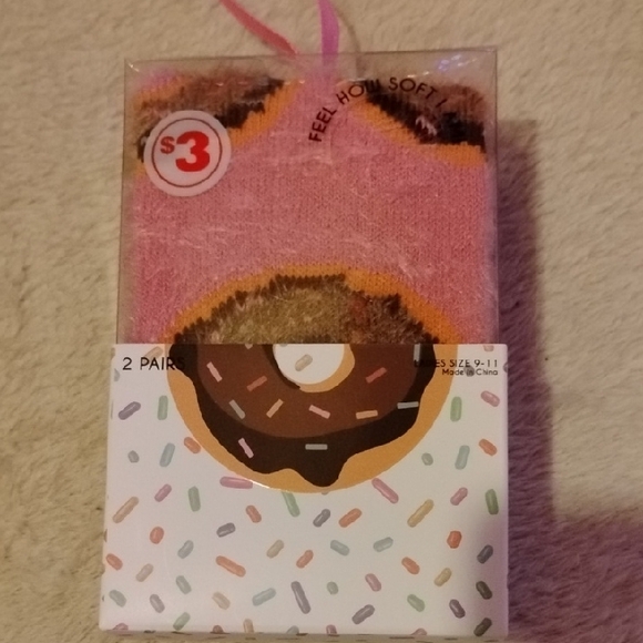 Cute Donut, Coffee and Cupcakes Themed Socks 6 Pairs - Picture 6 of 7